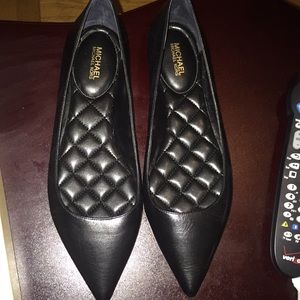 Michael kor- arianna flat